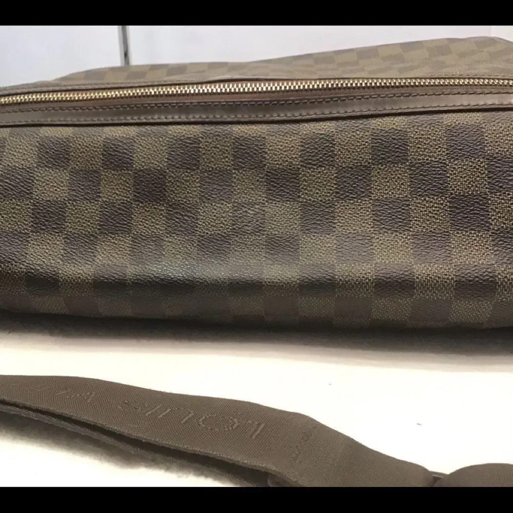 Louis Vuitton Damier Ebene Spencer Bag - Picture 8 of 16
